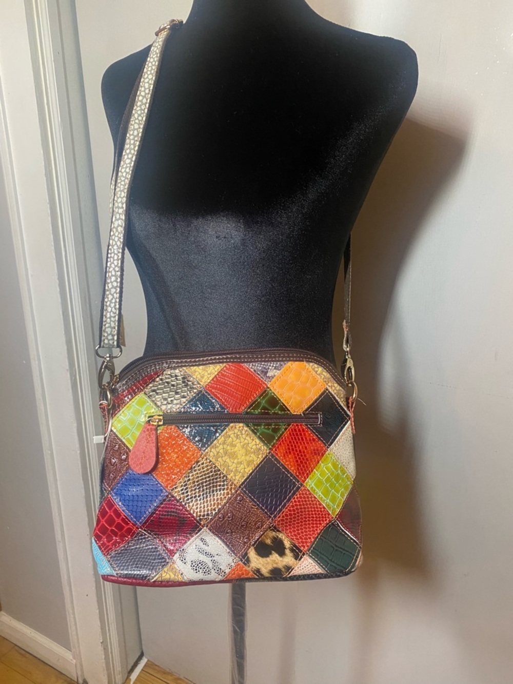 Colorful Patchwork Crossbody Bag - Multicolor - Picture 3 of 5